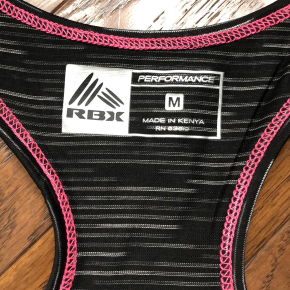 Women’s Reebok tank medium - Picture 2 of 4